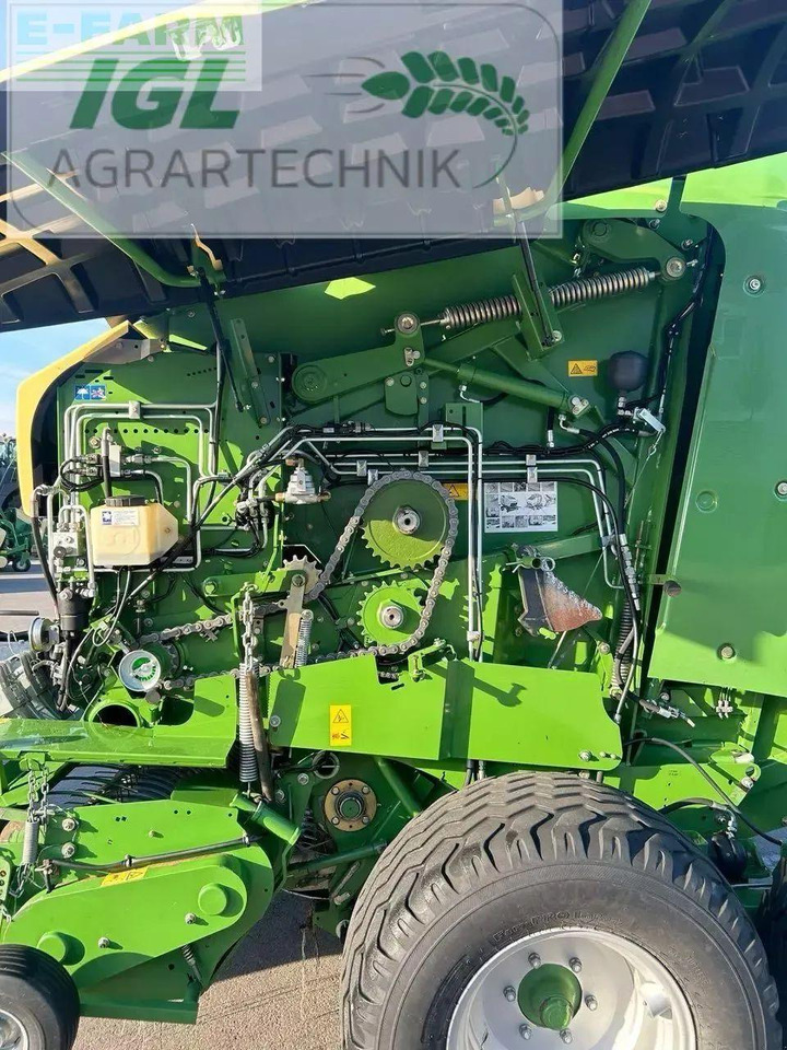 Krone comprima v 150 xc - Kocka bálázó: 5 kép. Krone comprima v 150 xc - Kocka bálázó: 5 kép.