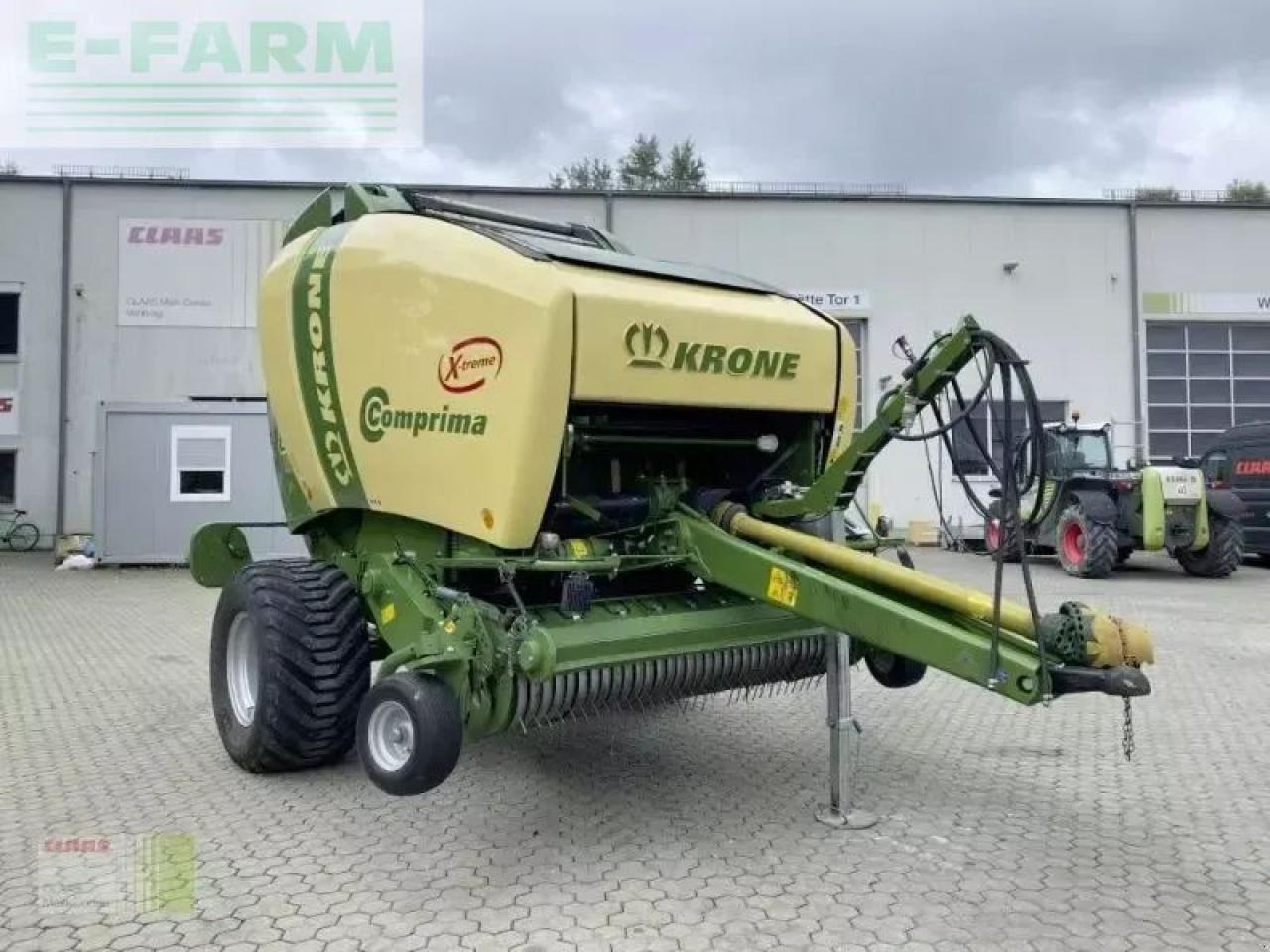 Krone comprima v 150 xc xtreme - Kocka bálázó: 1 kép. Krone comprima v 150 xc xtreme - Kocka bálázó: 1 kép.