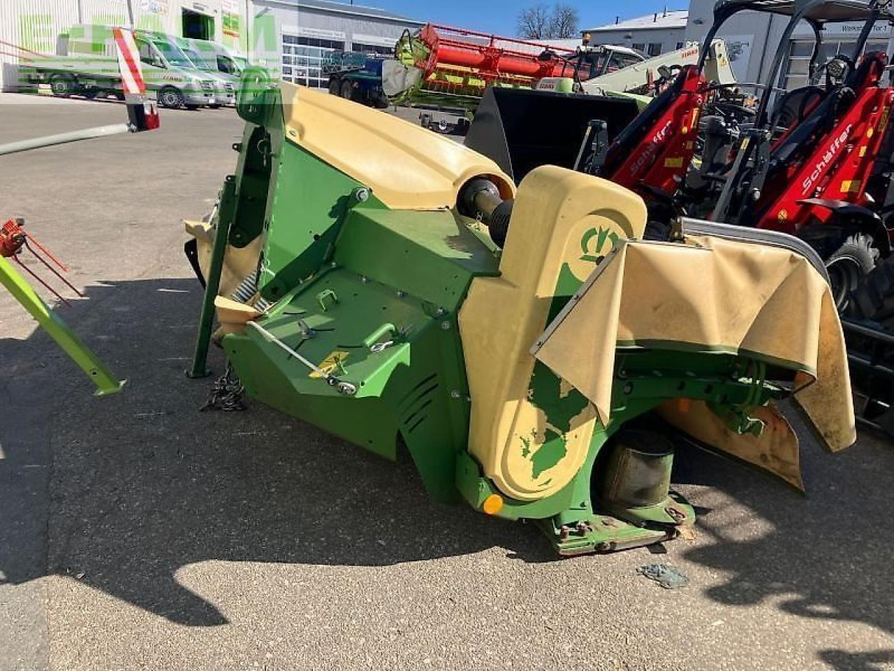 Krone easycut f320 cv - Fűkasza: 2 kép. Krone easycut f320 cv - Fűkasza: 2 kép.