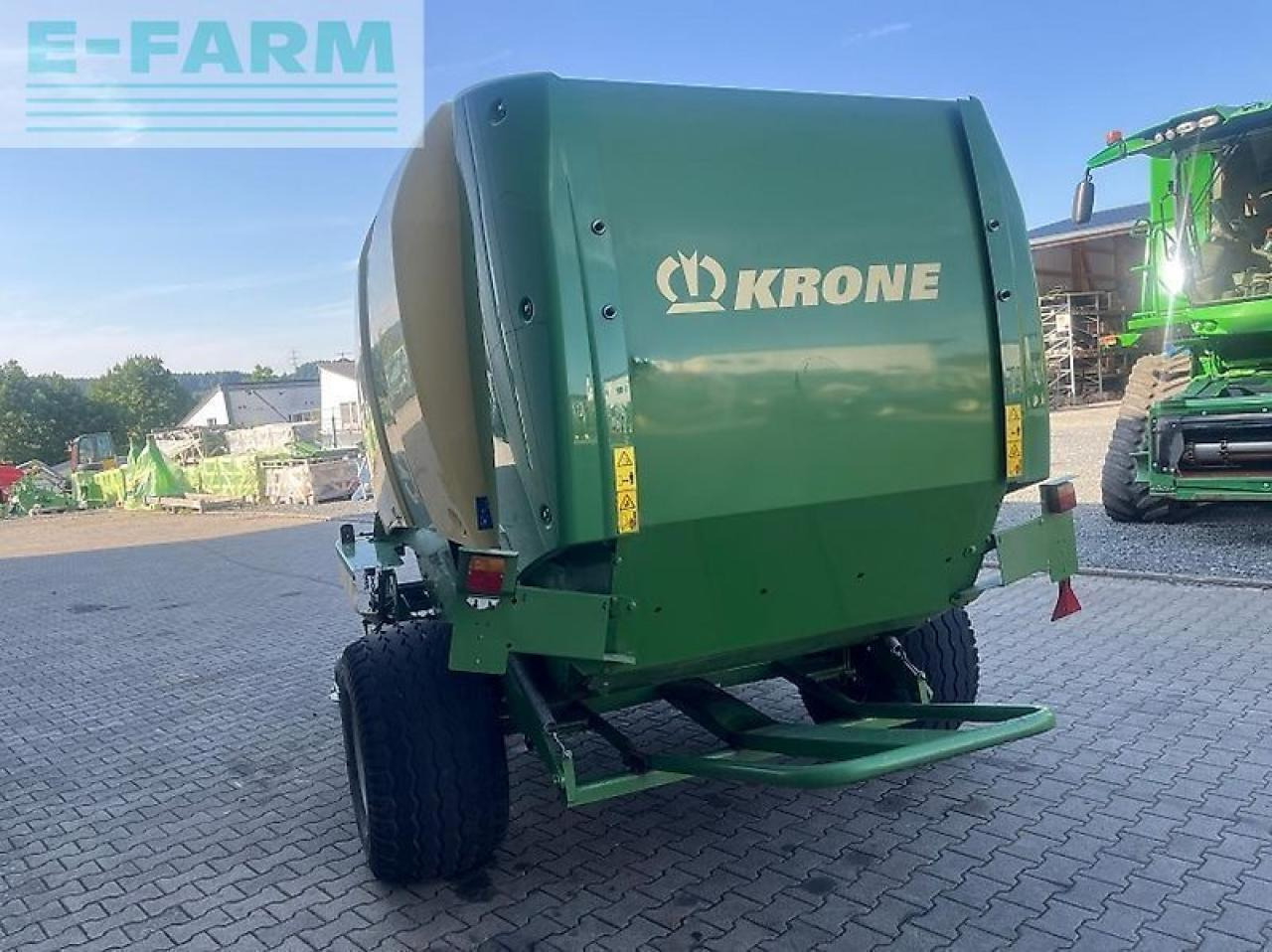 Krone fortima v 1500 mc - Kocka bálázó: 4 kép. Krone fortima v 1500 mc - Kocka bálázó: 4 kép.
