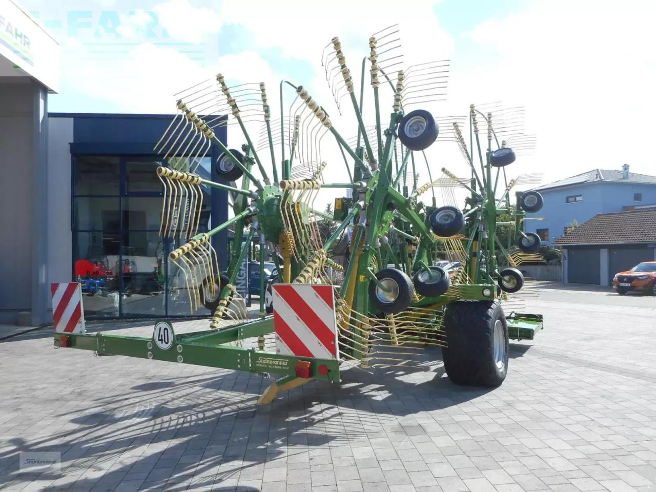 Krone swadro 1400 plus - Szénaforgató: 5 kép. Krone swadro 1400 plus - Szénaforgató: 5 kép.