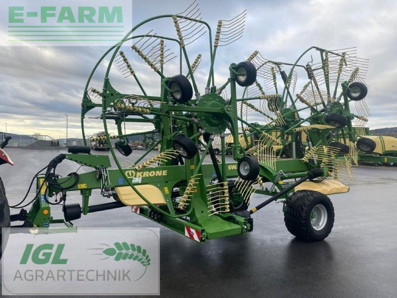 Krone swadro tc 1250 - Szénaforgató: 4 kép. Krone swadro tc 1250 - Szénaforgató: 4 kép.