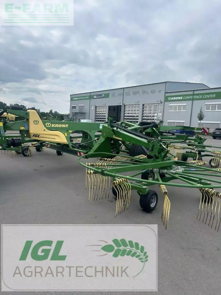 Krone swadro tc 1370 - Szénaforgató: 3 kép. Krone swadro tc 1370 - Szénaforgató: 3 kép.