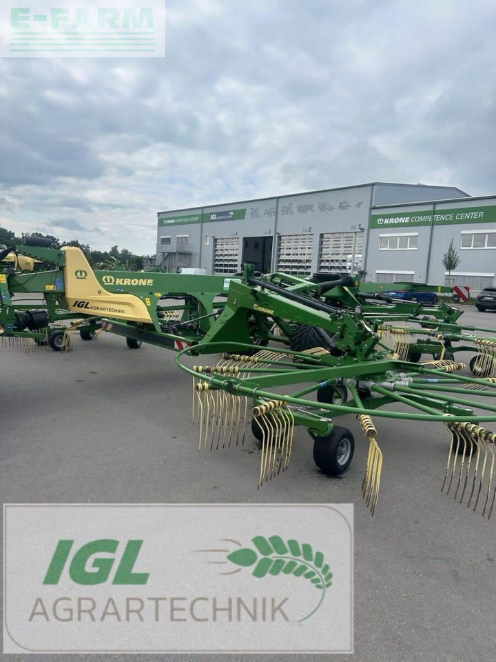 Krone swadro tc 1370 - Szénaforgató: 3 kép. Krone swadro tc 1370 - Szénaforgató: 3 kép.