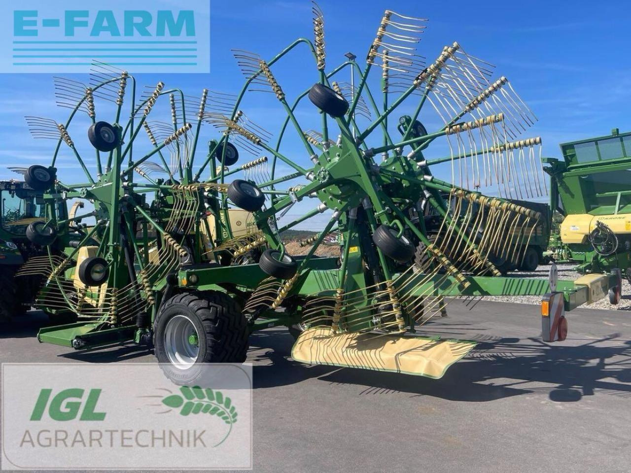 Krone swadro tc 1370 - Szénaforgató: 2 kép. Krone swadro tc 1370 - Szénaforgató: 2 kép.