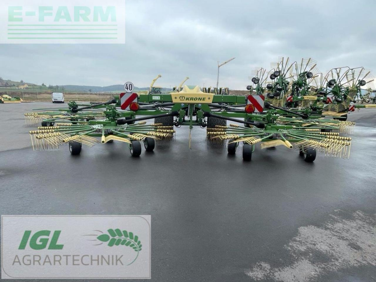 Krone swadro tc 1570 - Szénaforgató: 4 kép. Krone swadro tc 1570 - Szénaforgató: 4 kép.