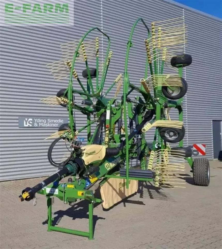 Krone swadro tc 880 - Szénaforgató: 2 kép. Krone swadro tc 880 - Szénaforgató: 2 kép.