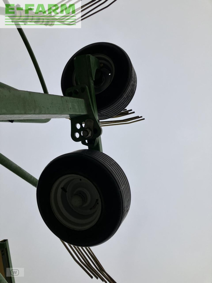 Szénaforgató Krone swadro ts 680: 19 kép.