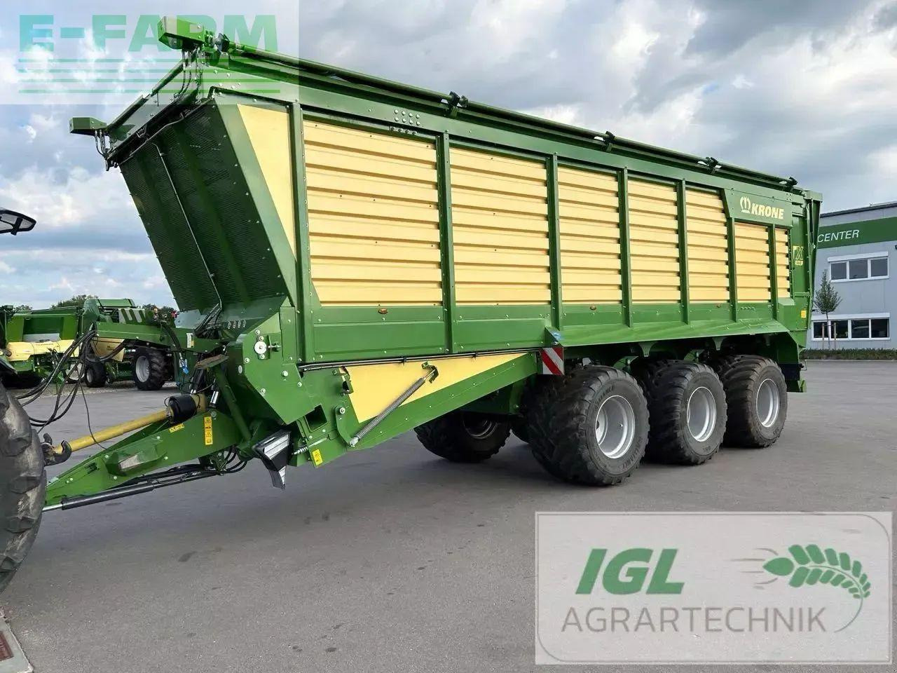 Krone tx 560 - Mezőgazdasági billenőpótkocsi: 1 kép. Krone tx 560 - Mezőgazdasági billenőpótkocsi: 1 kép.