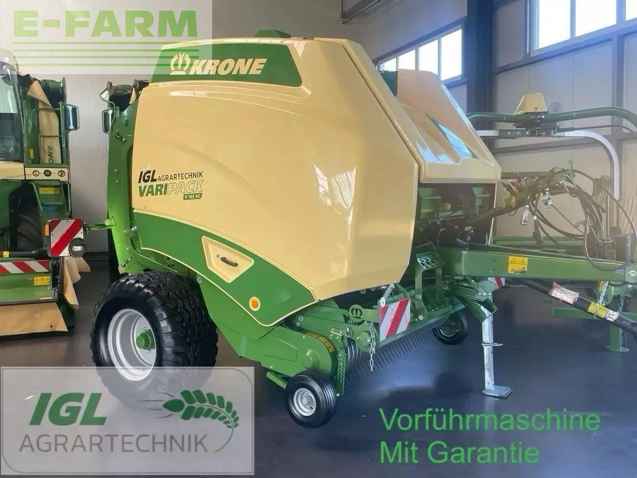 Krone varipack v 165 xc - Kocka bálázó: 1 kép. Krone varipack v 165 xc - Kocka bálázó: 1 kép.