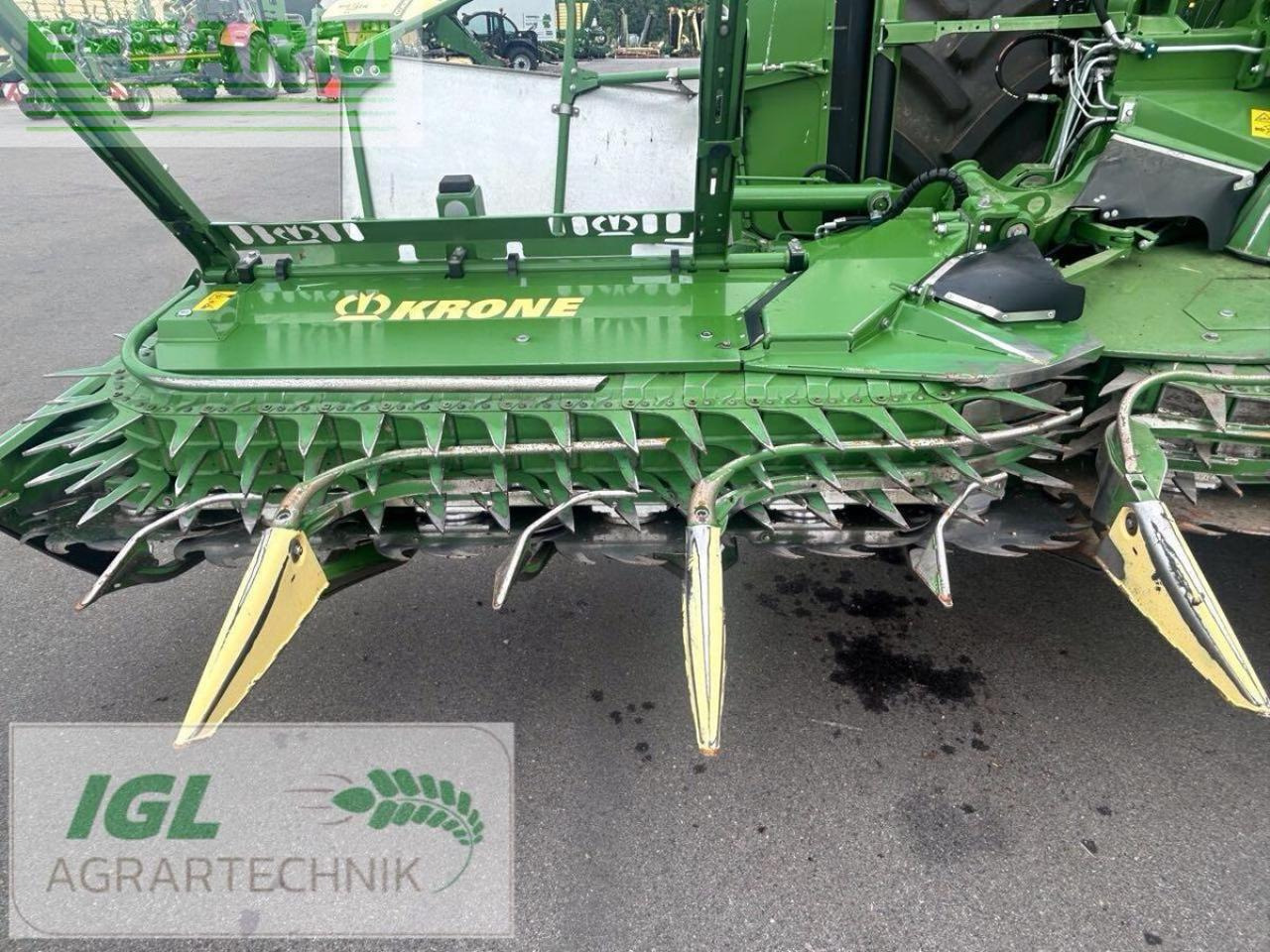 Krone xcollect 750-3 (bv301-20) - Takarmánybetakarító gép: 5 kép. Krone xcollect 750-3 (bv301-20) - Takarmánybetakarító gép: 5 kép.