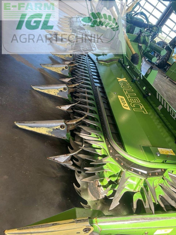 Krone xcollect 900-3 - Takarmánybetakarító gép: 4 kép. Krone xcollect 900-3 - Takarmánybetakarító gép: 4 kép.