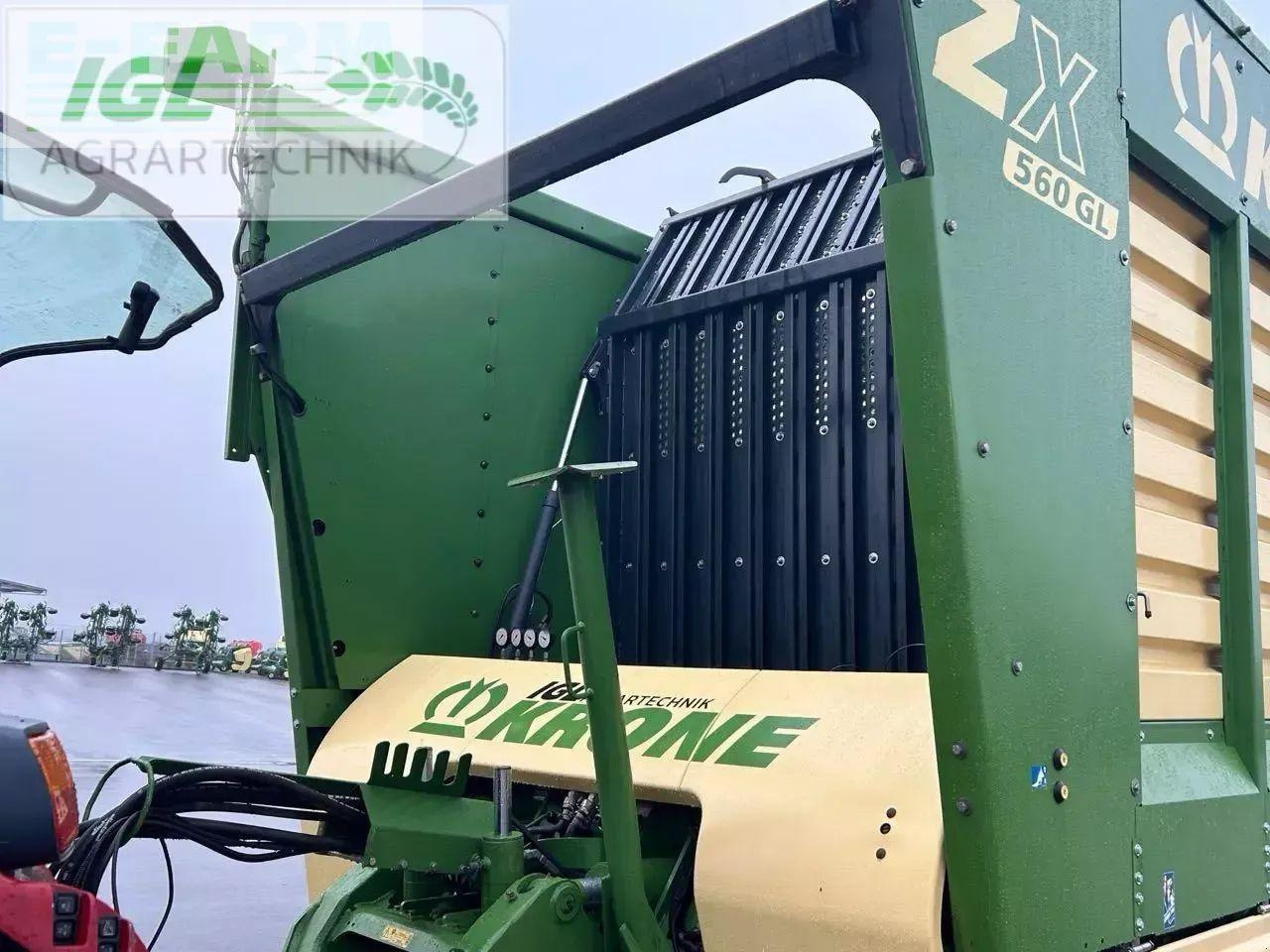Krone zx 560 gl - Rendfelszedő: 4 kép. Krone zx 560 gl - Rendfelszedő: 4 kép.