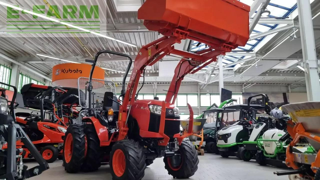 Traktor Kubota b2-261 hydrostat: 14 kép.