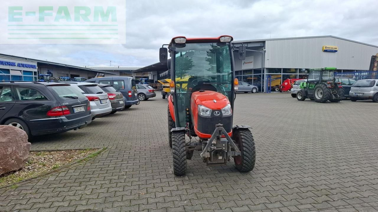 Kubota b2231 h - Traktor: 4 kép. Kubota b2231 h - Traktor: 4 kép.