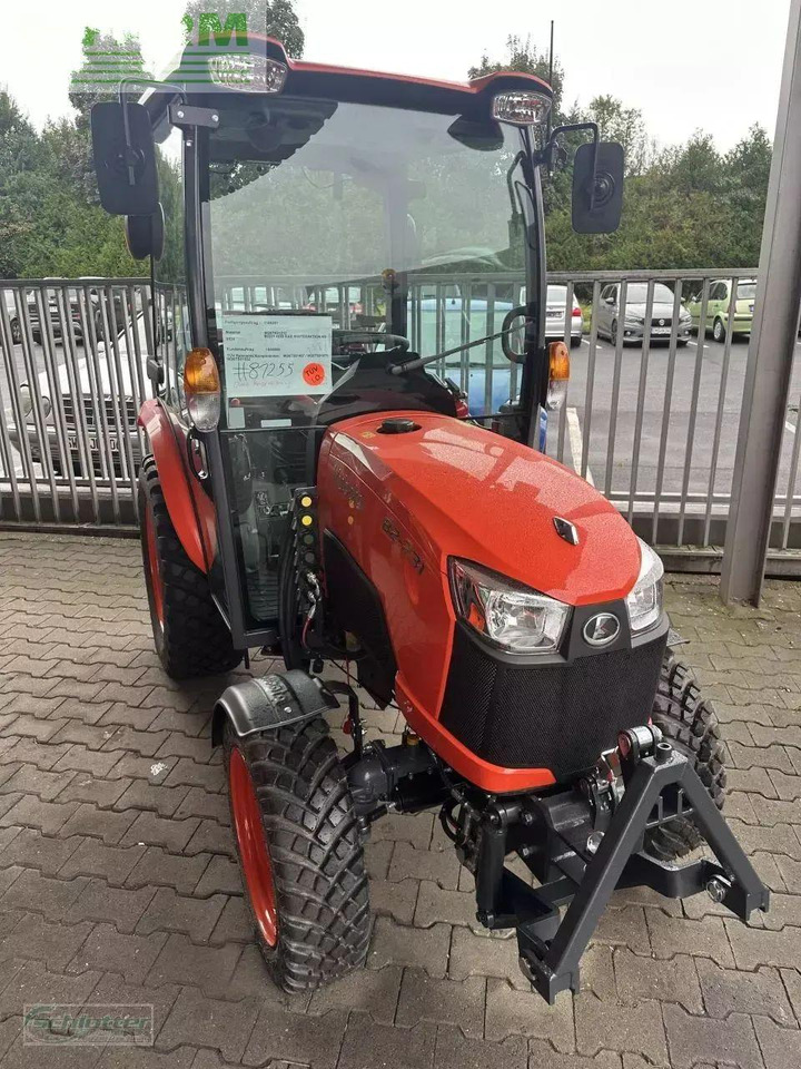 Kubota b2231hc winter - Traktor: 1 kép. Kubota b2231hc winter - Traktor: 1 kép.