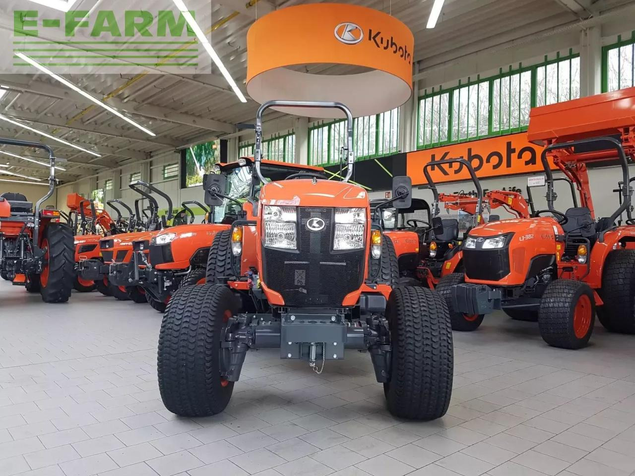 Kubota l1-522 - Traktor: 5 kép. Kubota l1-522 - Traktor: 5 kép.