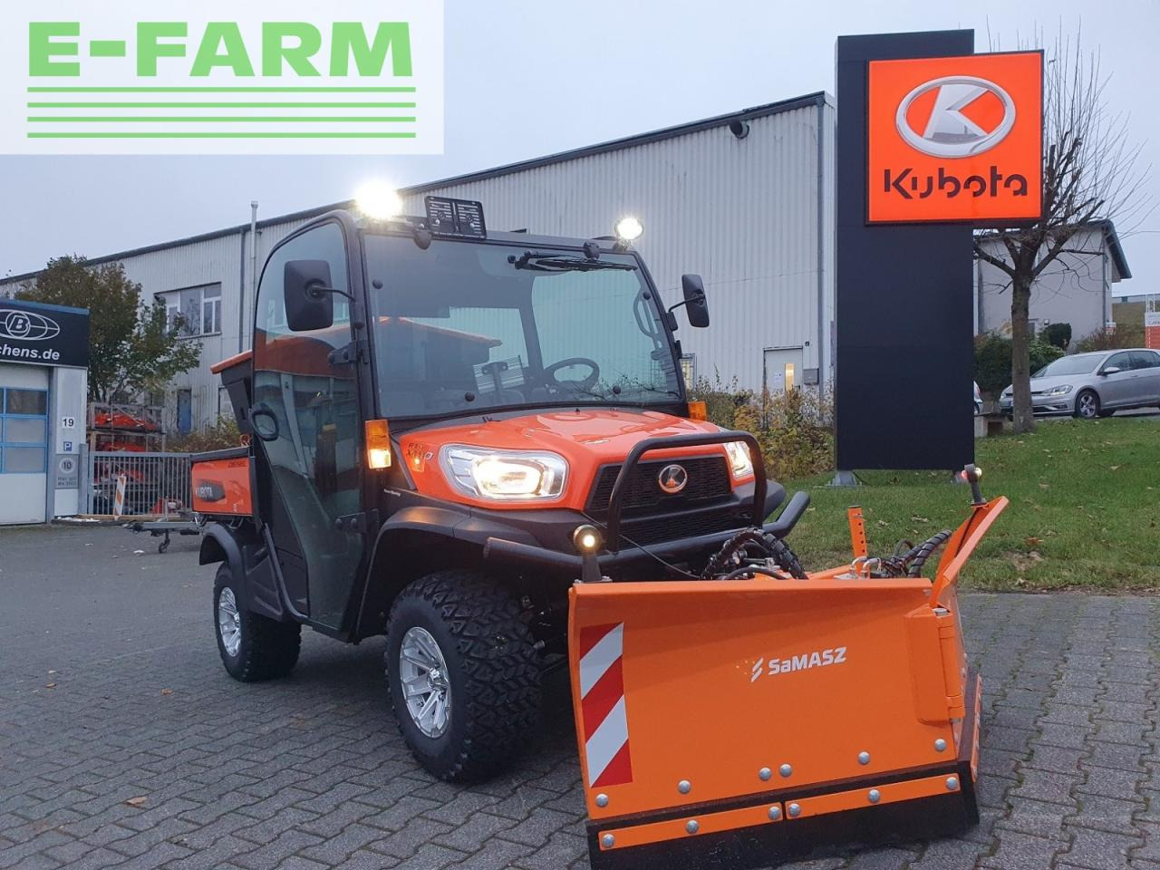 Kubota rtvx-1110 winterdienstpaket - Hóeltakarító gép: 2 kép. Kubota rtvx-1110 winterdienstpaket - Hóeltakarító gép: 2 kép.