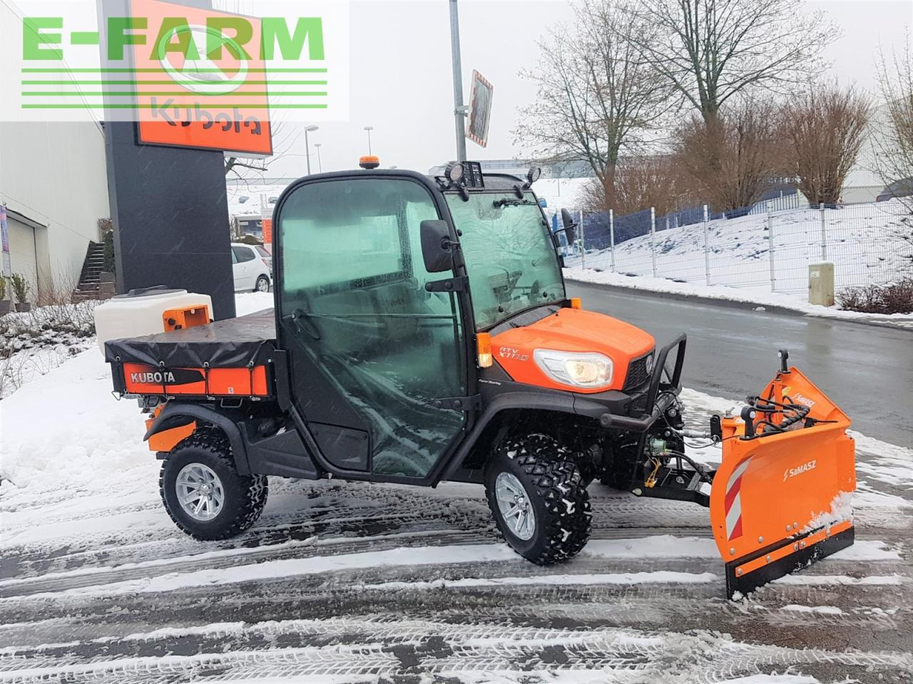Kubota rtvx-1110 winterdienstpaket - Hóeltakarító gép: 3 kép. Kubota rtvx-1110 winterdienstpaket - Hóeltakarító gép: 3 kép.