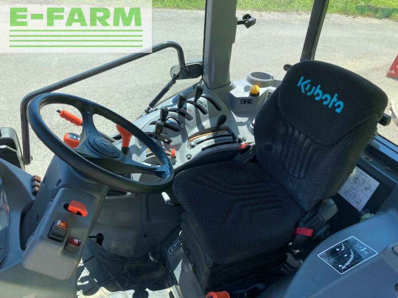 Traktor Kubota tracteur kubota m5091 m: 8 kép.