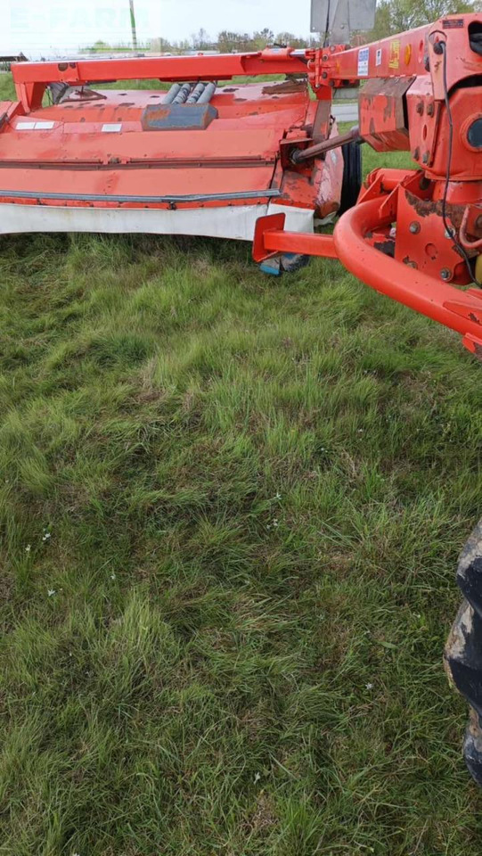 Kuhn FC 313 ff - Fűkasza: 4 kép. Kuhn FC 313 ff - Fűkasza: 4 kép.