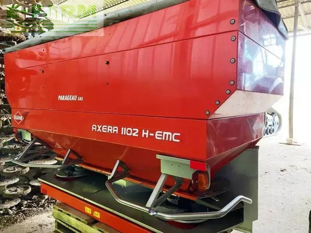 Kuhn axera 1102 h-emc - Műtrágyaszóró: 3 kép. Kuhn axera 1102 h-emc - Műtrágyaszóró: 3 kép.