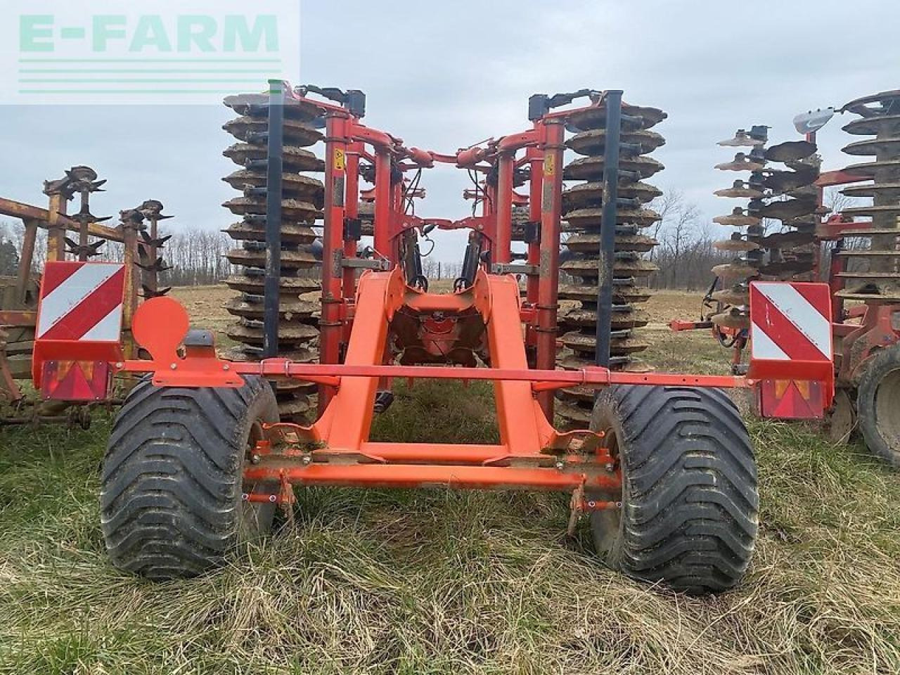 Kuhn cultimer l4000 - Tárcsás borona: 5 kép. Kuhn cultimer l4000 - Tárcsás borona: 5 kép.