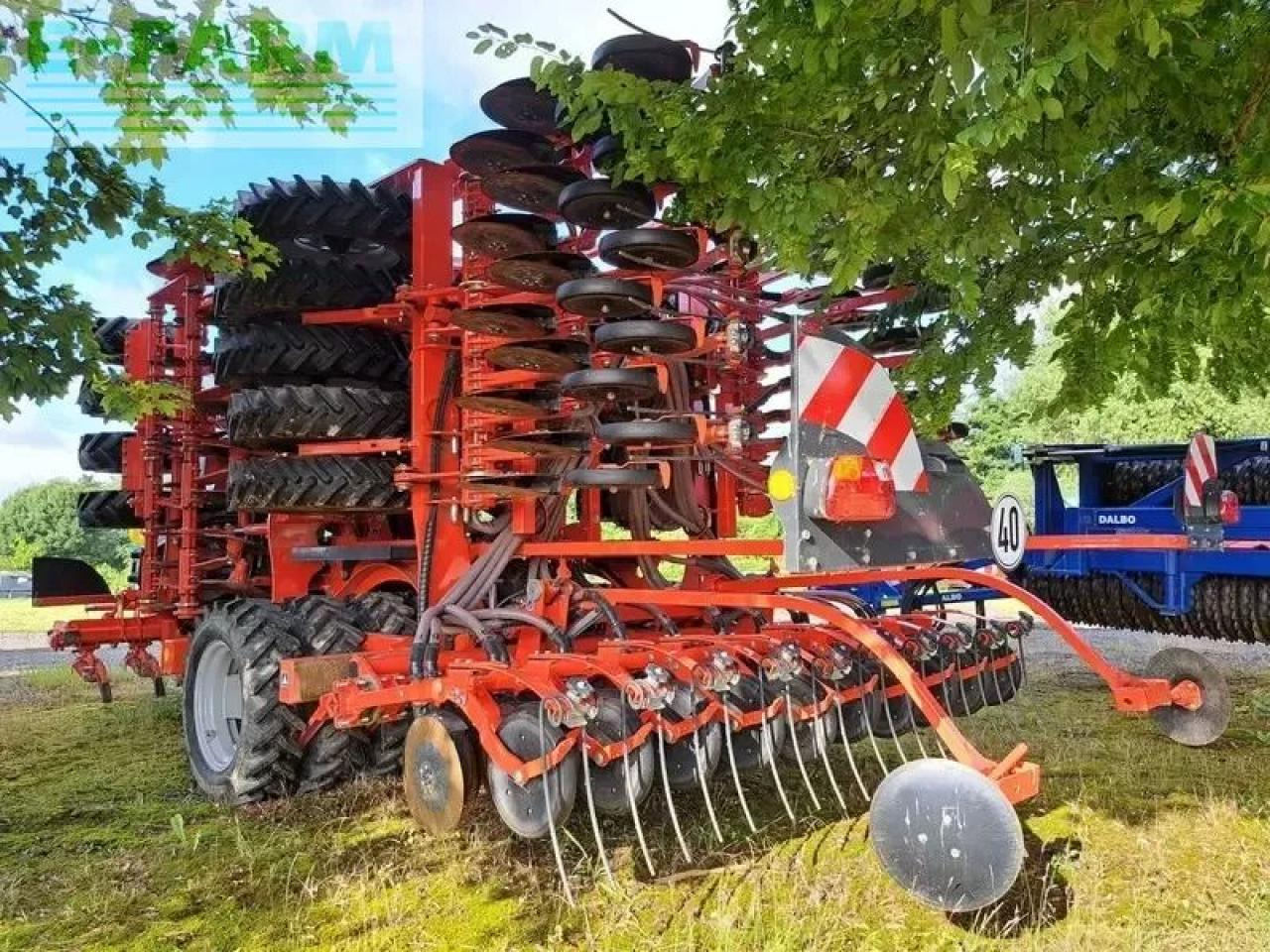 Kuhn espro 6000 r - Kombinált vetőgép: 4 kép. Kuhn espro 6000 r - Kombinált vetőgép: 4 kép.