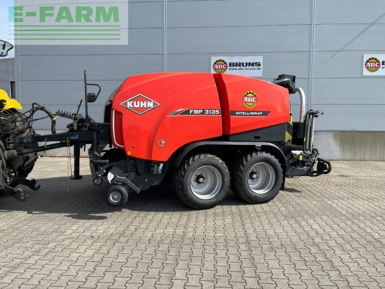 Kuhn fbp 3135 oc 23 - Kocka bálázó: 1 kép. Kuhn fbp 3135 oc 23 - Kocka bálázó: 1 kép.