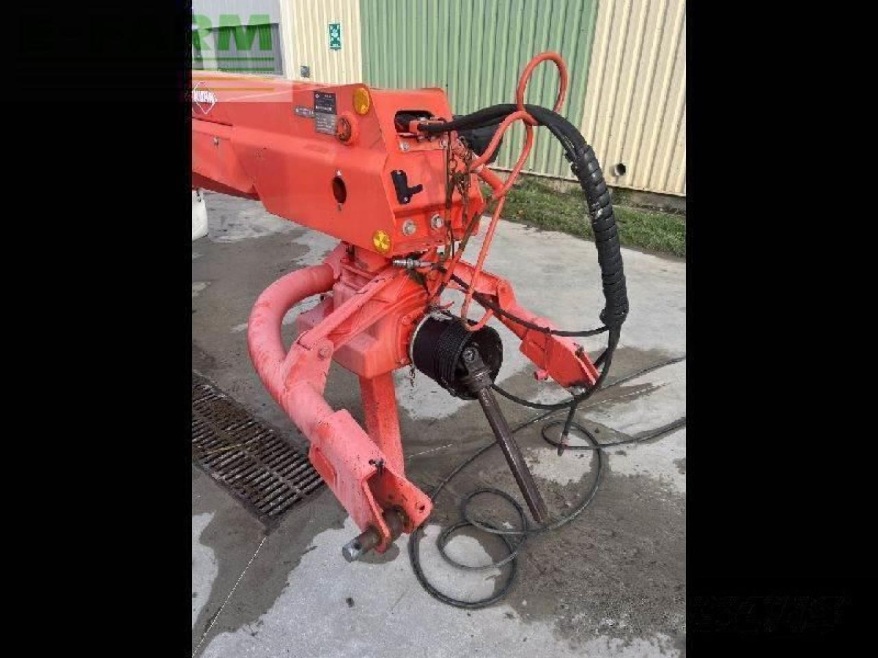 Kuhn fc 303 rgl - Fűkasza: 3 kép. Kuhn fc 303 rgl - Fűkasza: 3 kép.