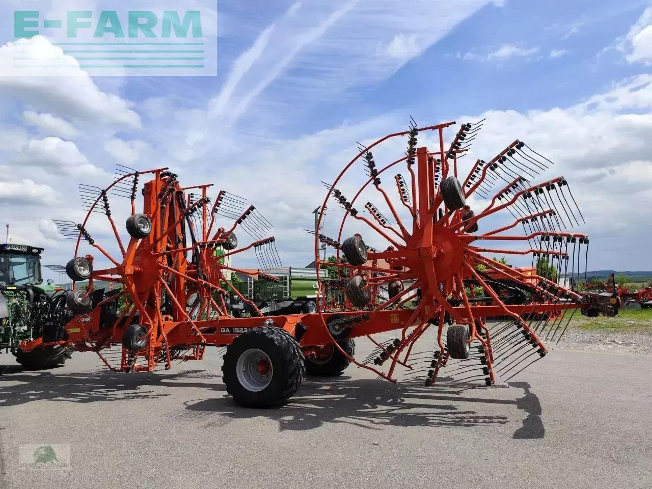 Kuhn ga 15231 - Szénaforgató: 4 kép. Kuhn ga 15231 - Szénaforgató: 4 kép.