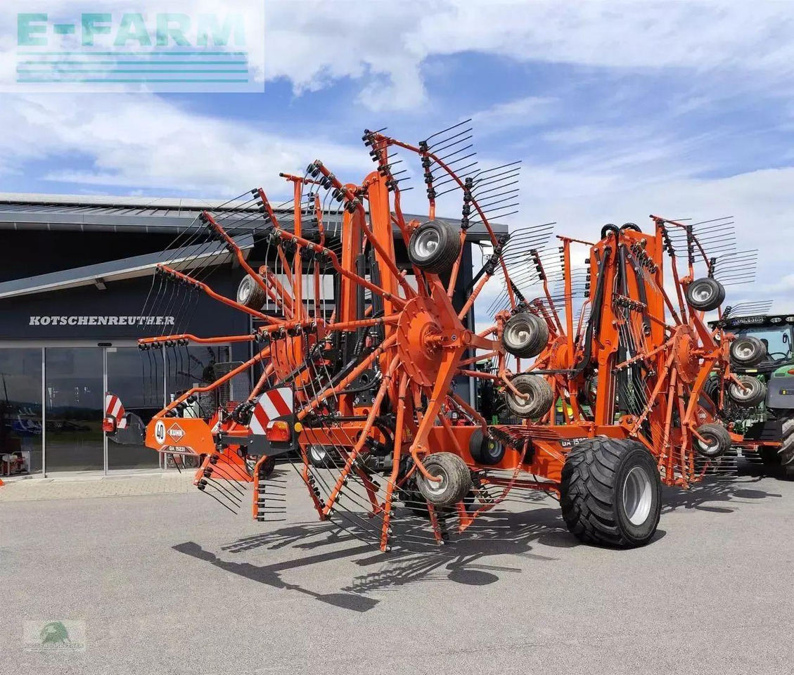 Kuhn ga 15231 - Szénaforgató: 5 kép. Kuhn ga 15231 - Szénaforgató: 5 kép.