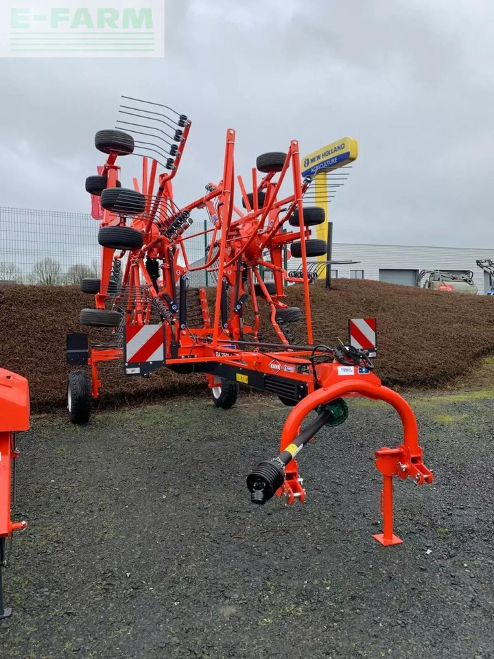 Kuhn ga 7501+ - Szénaforgató: 1 kép. Kuhn ga 7501+ - Szénaforgató: 1 kép.