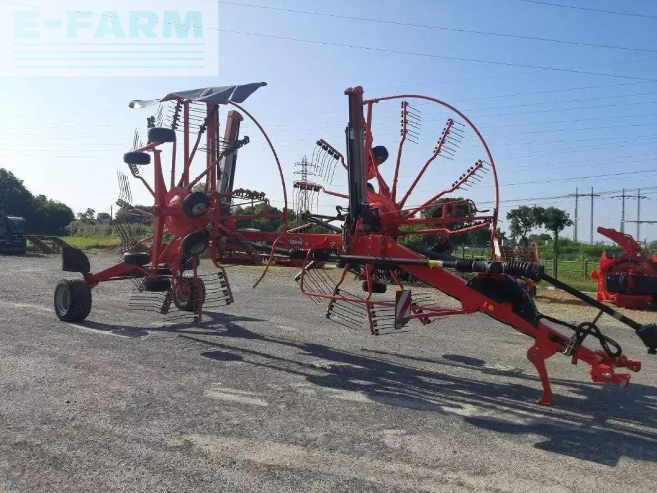 Kuhn ga 8830 - Szénaforgató: 1 kép. Kuhn ga 8830 - Szénaforgató: 1 kép.