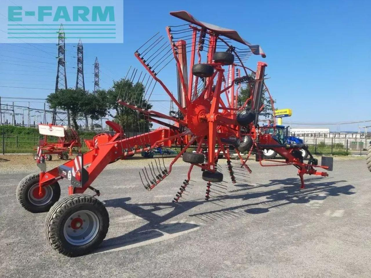 Kuhn ga 8830 - Szénaforgató: 4 kép. Kuhn ga 8830 - Szénaforgató: 4 kép.
