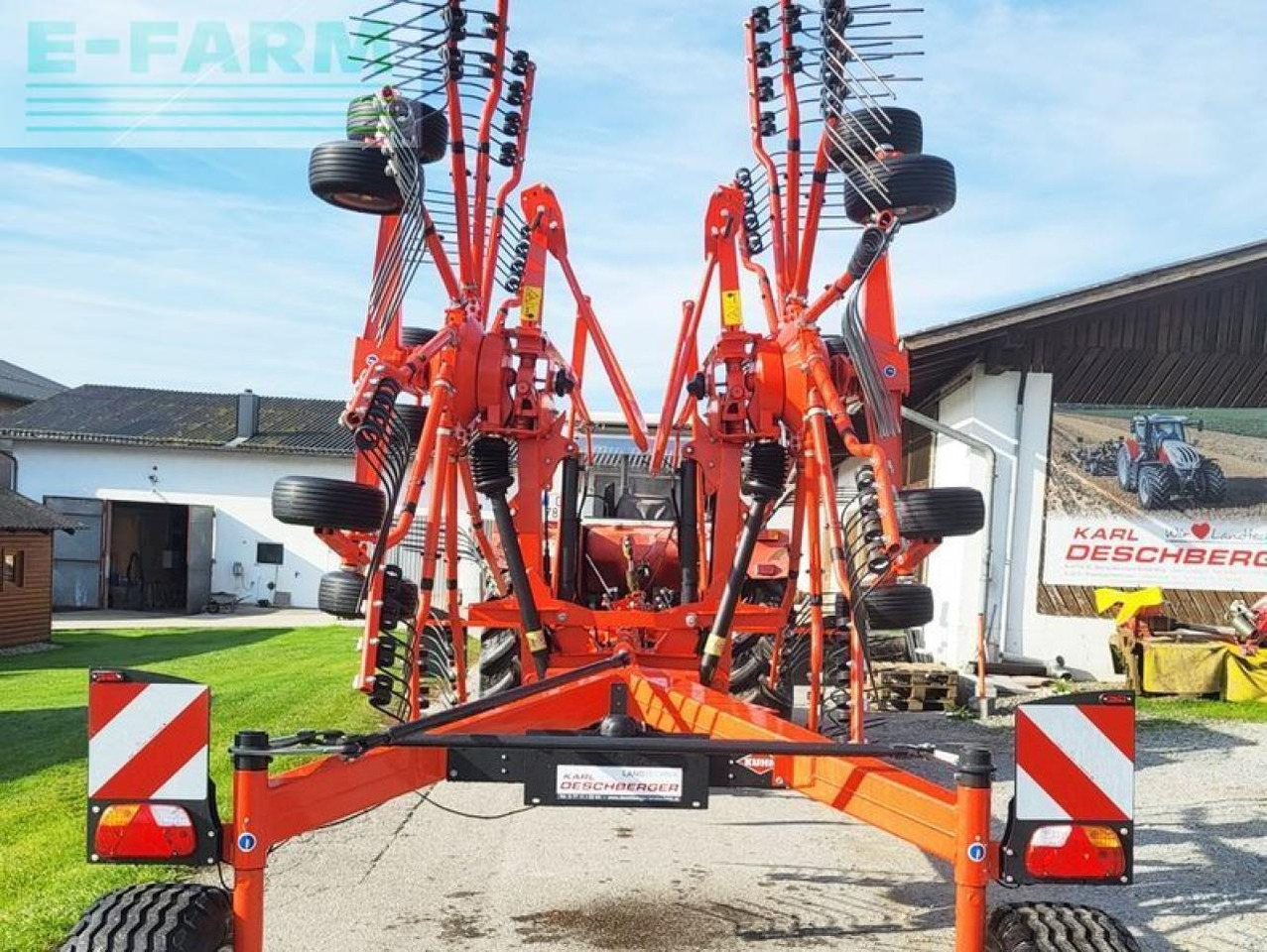Kuhn ga7501+ 2-kreisel-mittelschwader - Szénaforgató: 3 kép. Kuhn ga7501+ 2-kreisel-mittelschwader - Szénaforgató: 3 kép.