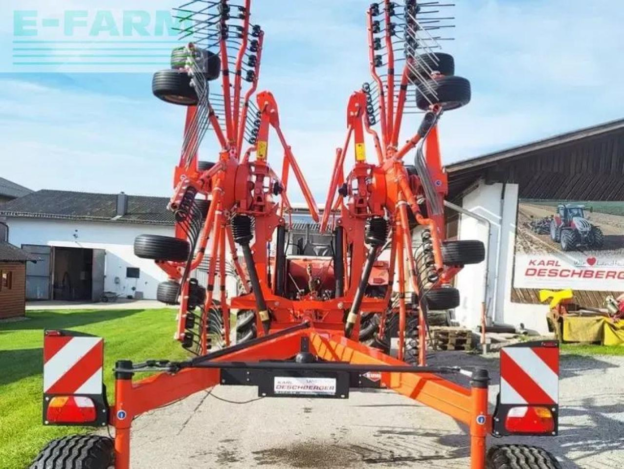 Kuhn ga7501+ 2-kreisel-mittelschwader - Szénaforgató: 3 kép. Kuhn ga7501+ 2-kreisel-mittelschwader - Szénaforgató: 3 kép.