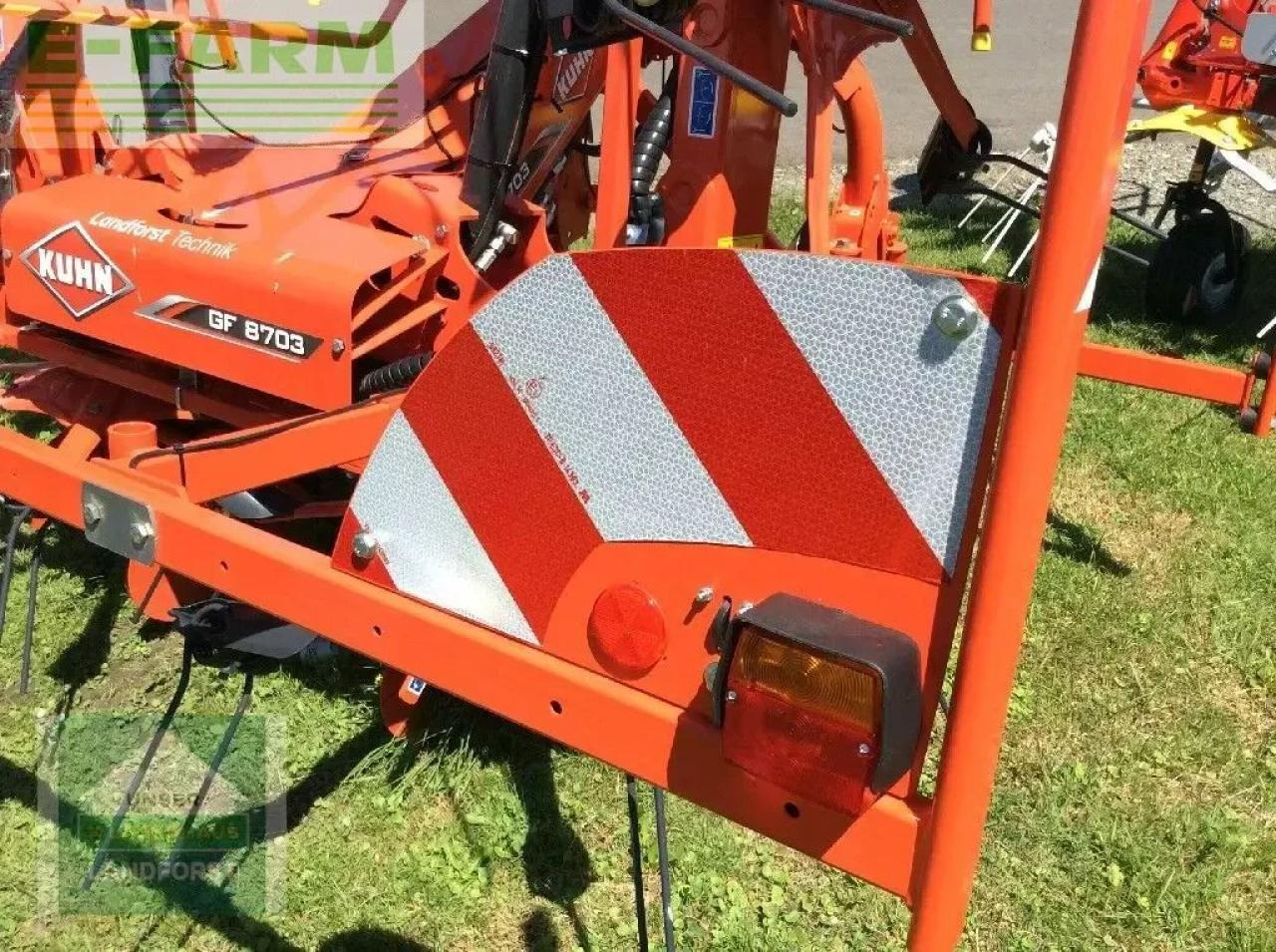 Szénaforgató Kuhn gf 8703: 6 kép.