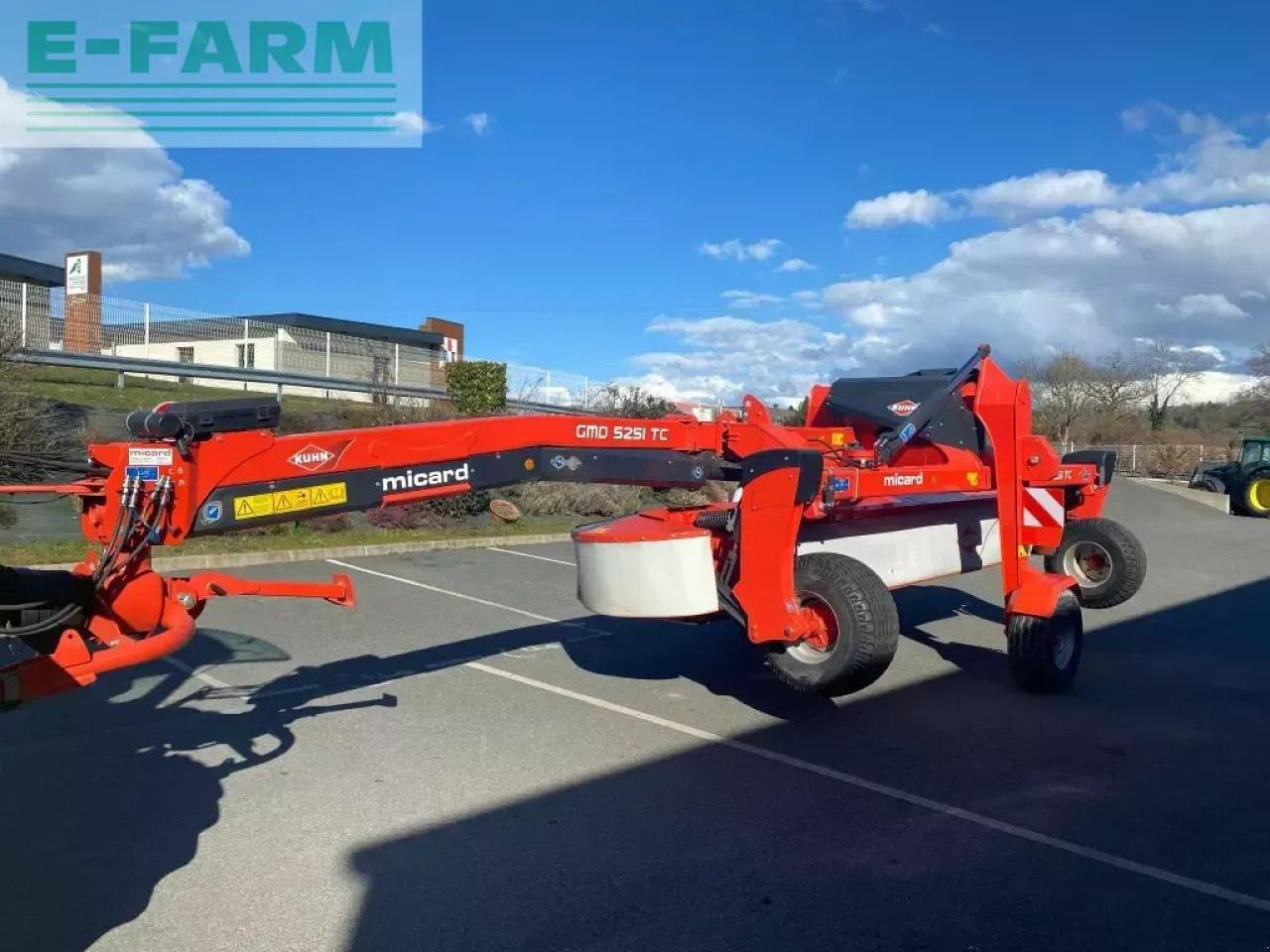 Kuhn gmd5251tc - Fűkasza: 2 kép. Kuhn gmd5251tc - Fűkasza: 2 kép.