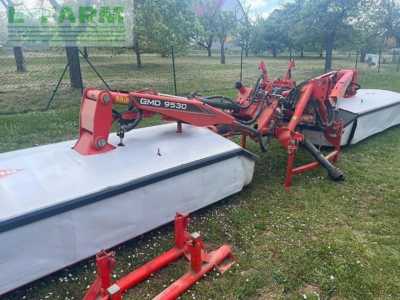 Kuhn gmd9530 - Fűkasza: 2 kép. Kuhn gmd9530 - Fűkasza: 2 kép.