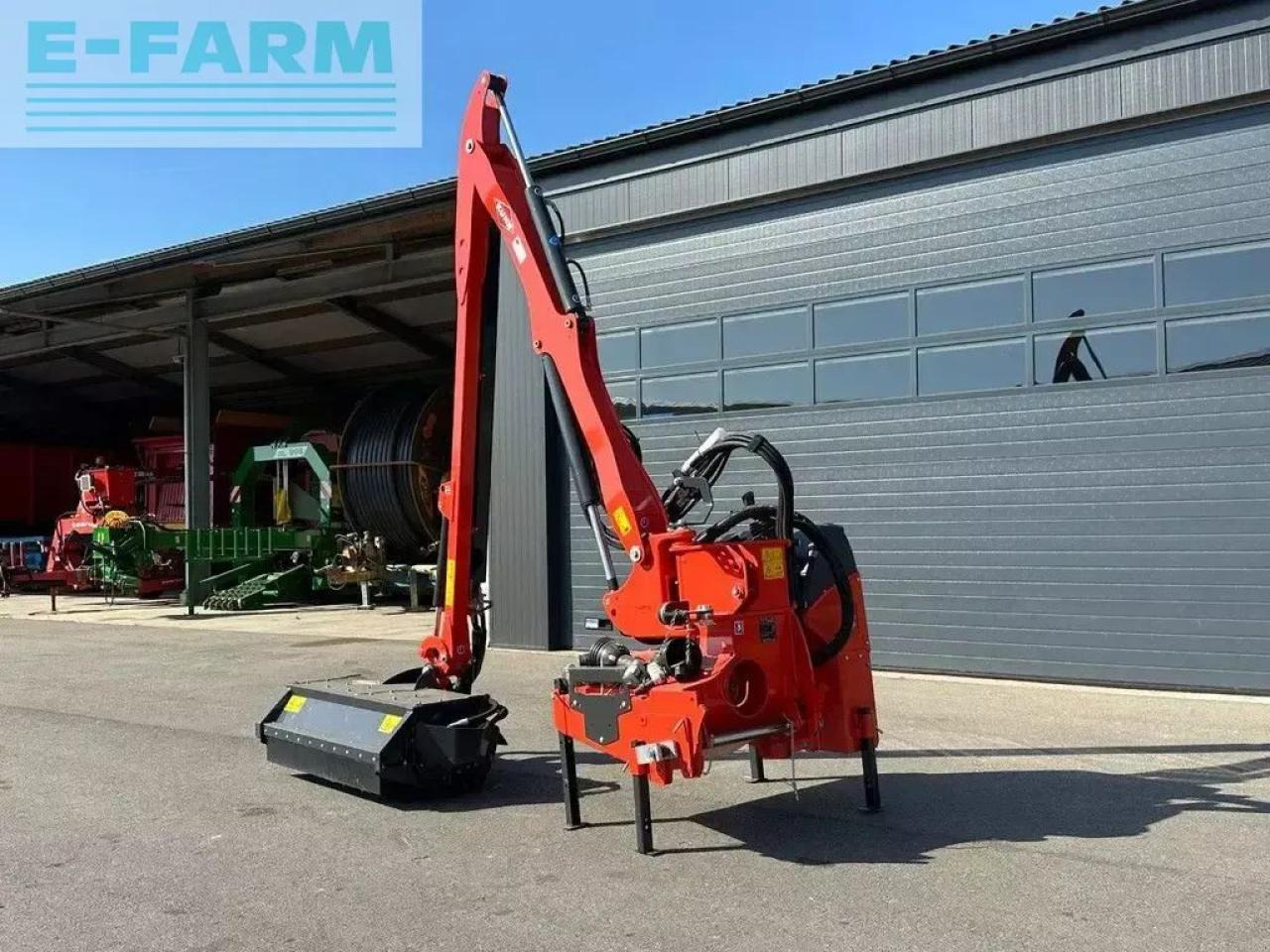 Kuhn he 6045 p armklepelmaaier - Fűkasza: 2 kép. Kuhn he 6045 p armklepelmaaier - Fűkasza: 2 kép.