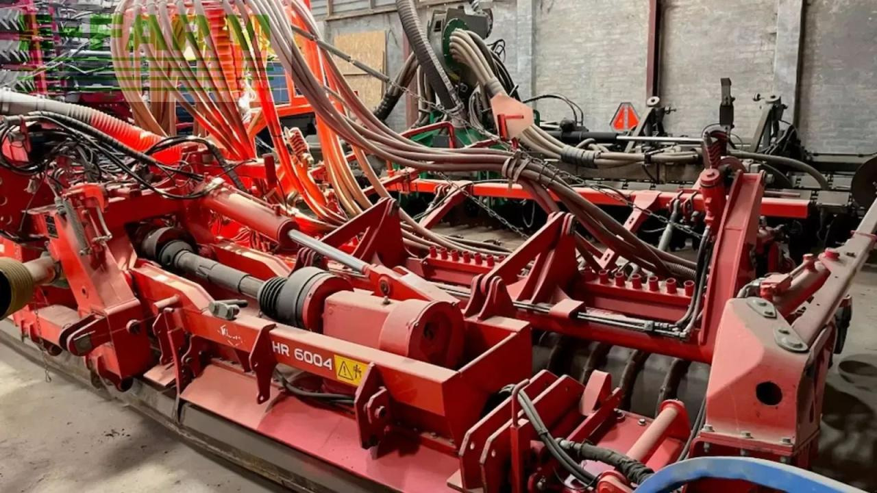 Kuhn hr 6004 - venta tf 1500 - Kombinált vetőgép: 2 kép. Kuhn hr 6004 - venta tf 1500 - Kombinált vetőgép: 2 kép.