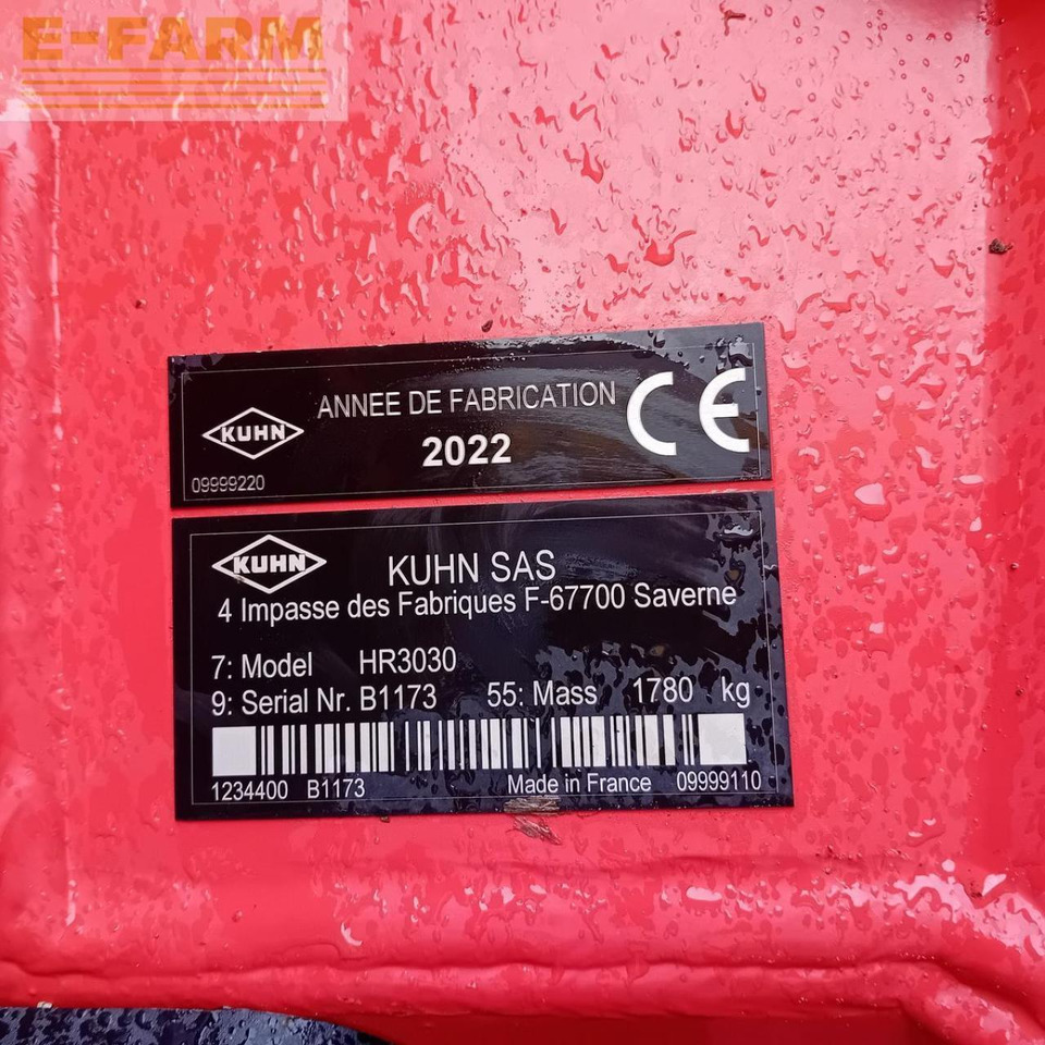 Kuhn kuhn hr3030 + sitera 3030 - Kombinált vetőgép: 4 kép. Kuhn kuhn hr3030 + sitera 3030 - Kombinált vetőgép: 4 kép.