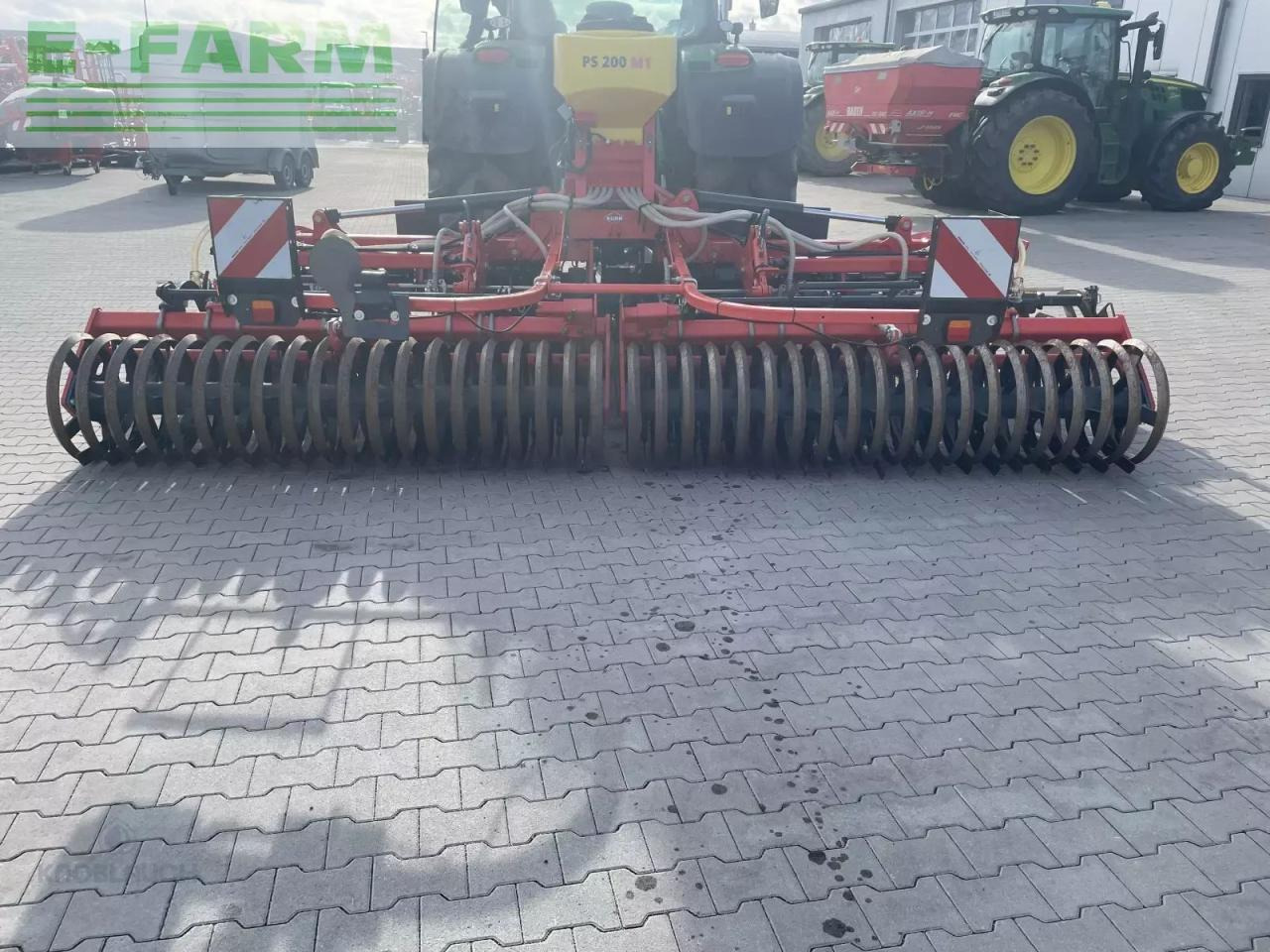 Kuhn optimer + 503r - Tárcsás borona: 2 kép. Kuhn optimer + 503r - Tárcsás borona: 2 kép.