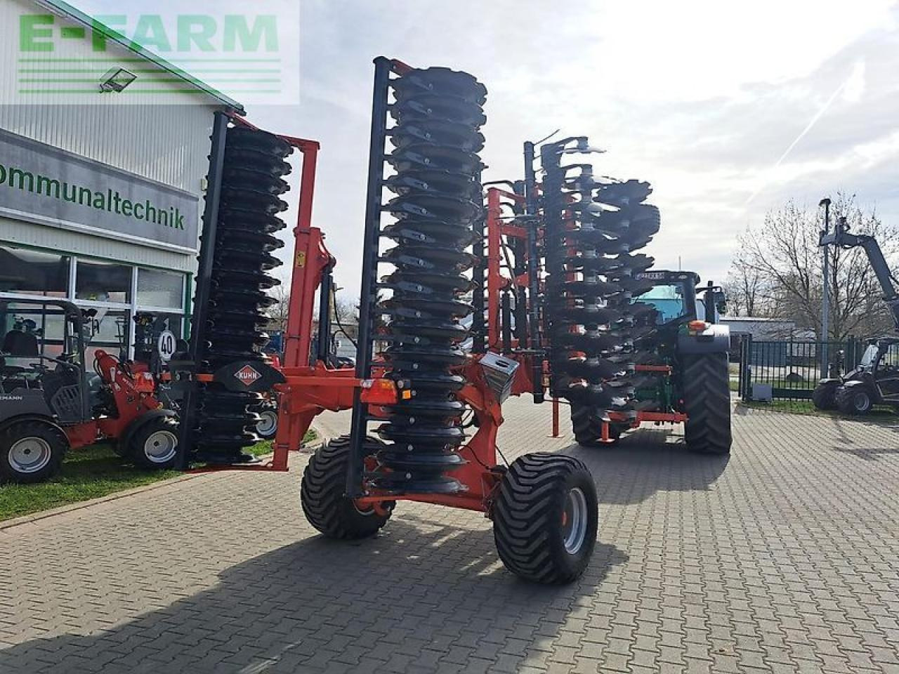 Kuhn optimer xl 5000 - Tárcsás borona: 3 kép. Kuhn optimer xl 5000 - Tárcsás borona: 3 kép.