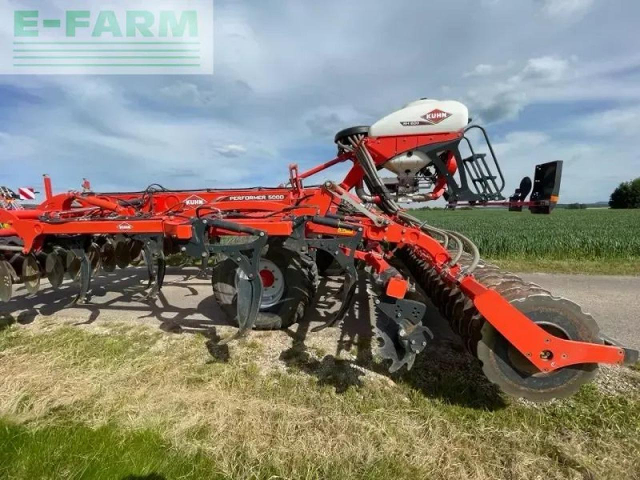 Kuhn performer 5000 - Kultivátor: 5 kép. Kuhn performer 5000 - Kultivátor: 5 kép.