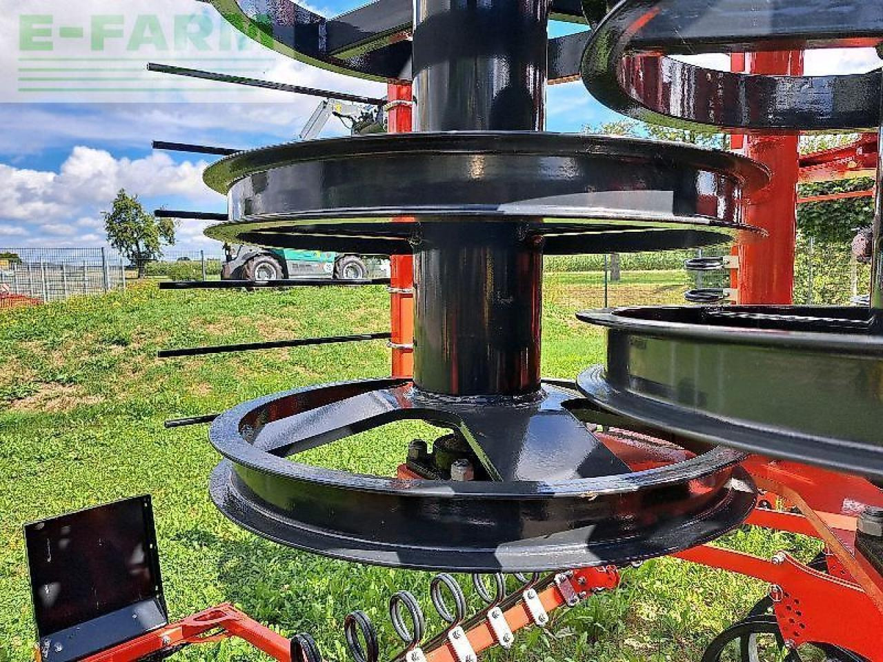 Kombinált vetőgép Kuhn prolander6000: 10 kép. Kombinált vetőgép Kuhn prolander6000: 10 kép.