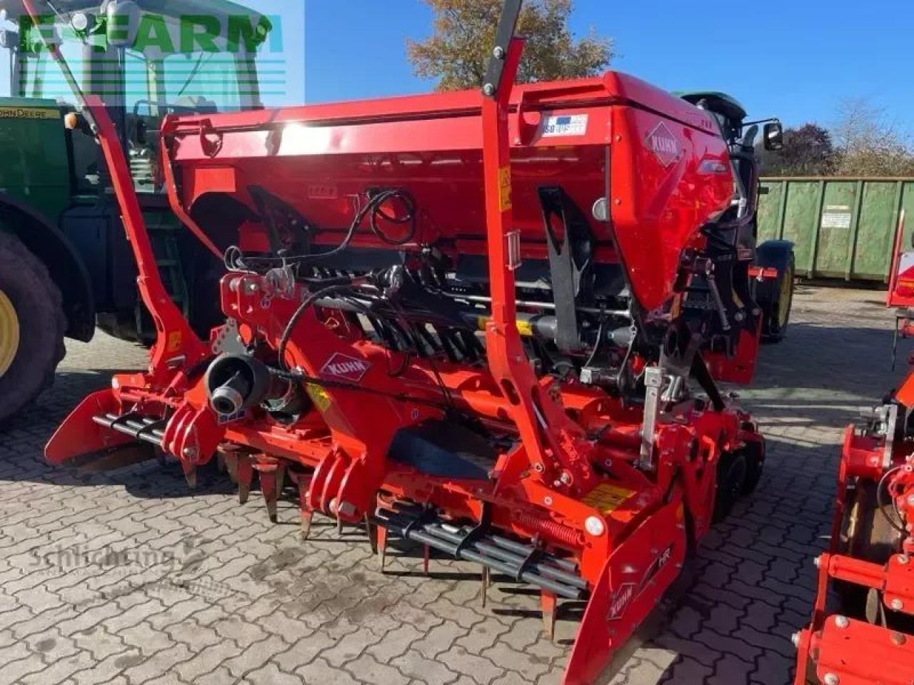 Kuhn sitera 3030 24e - Kombinált vetőgép: 1 kép. Kuhn sitera 3030 24e - Kombinált vetőgép: 1 kép.