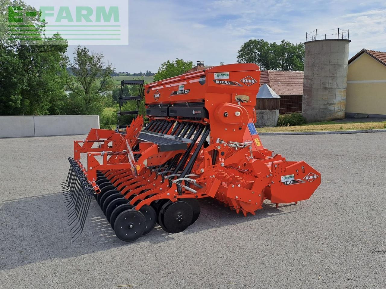 Kuhn sitera 330-24 - Kombinált vetőgép: 1 kép. Kuhn sitera 330-24 - Kombinált vetőgép: 1 kép.