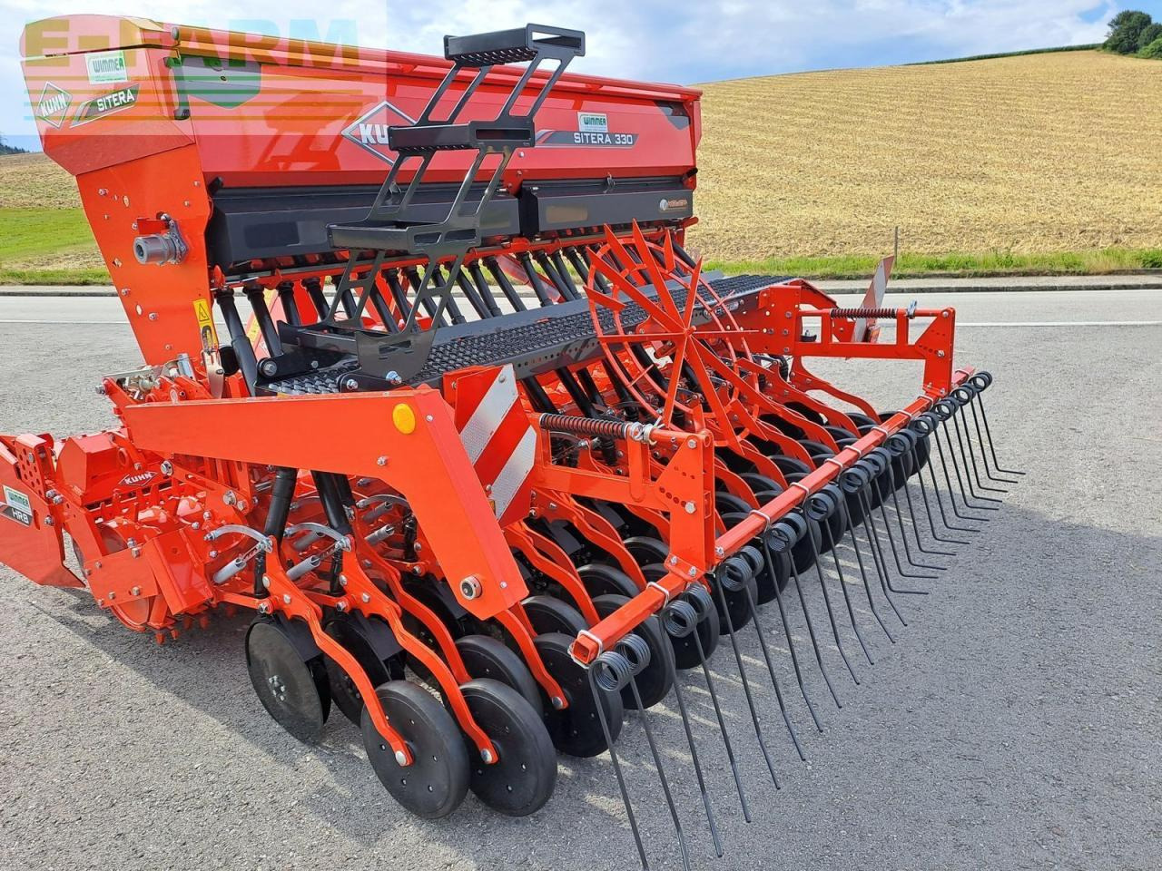Kuhn sitera 330-24 - säkombination 3m - Kombinált vetőgép: 3 kép. Kuhn sitera 330-24 - säkombination 3m - Kombinált vetőgép: 3 kép.
